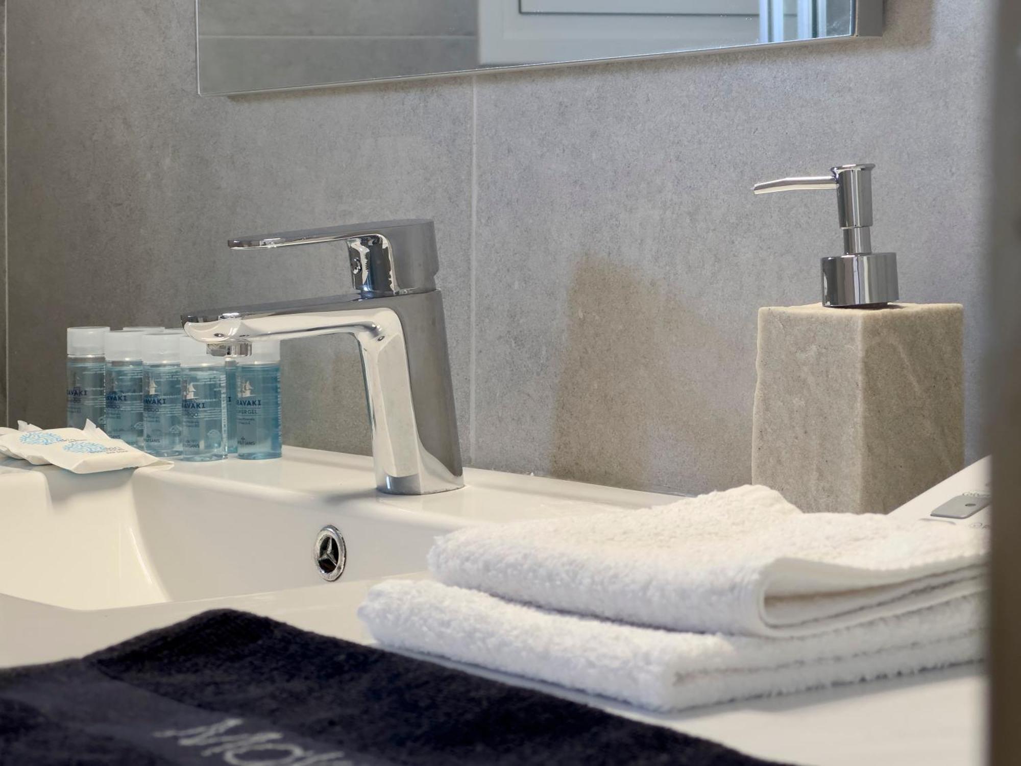 Kanari Sea View 55sqm In Alimos